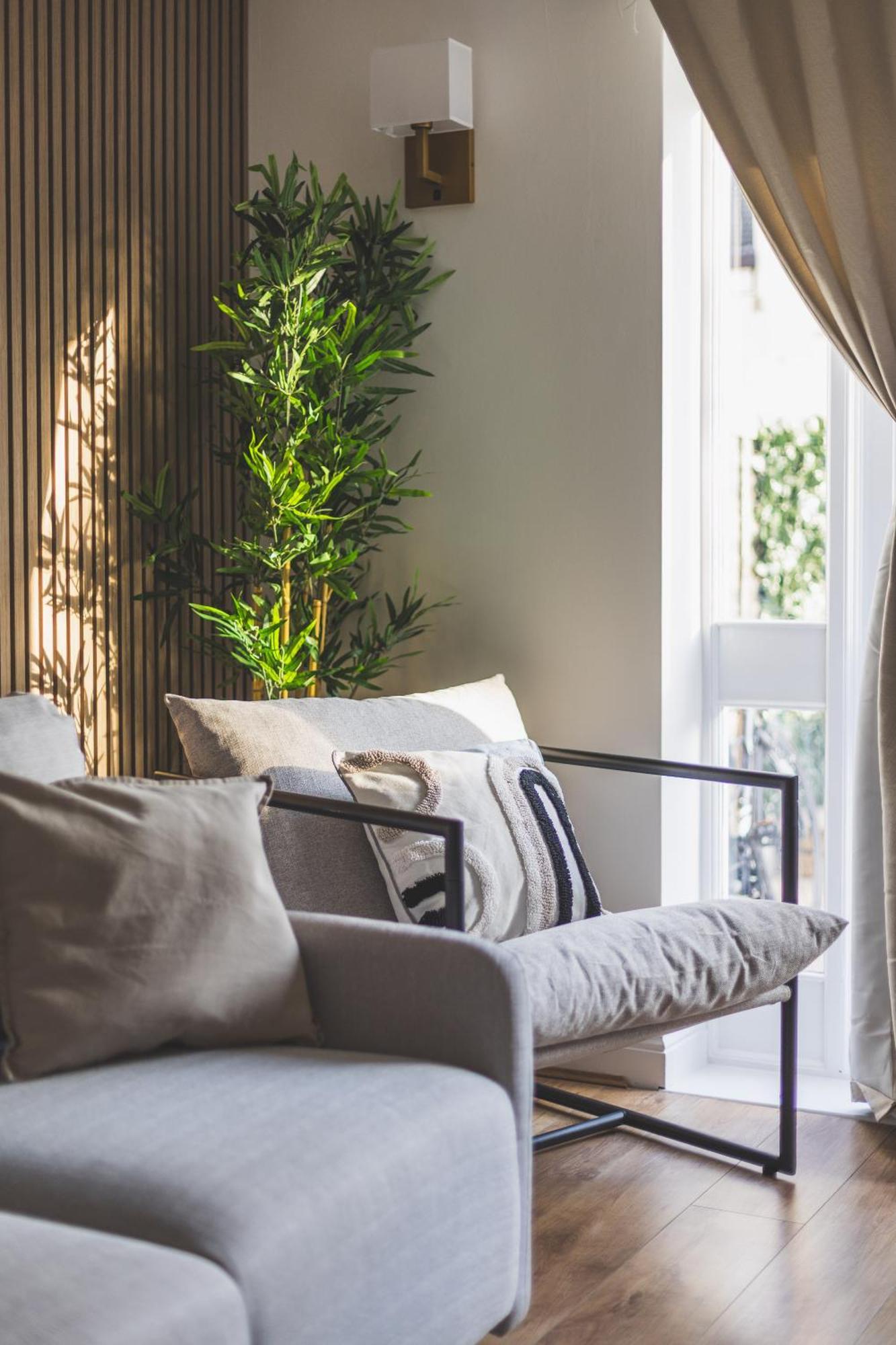 Arte Stays Serviced Houses Stratford - 3 Bedrooms 2 Bathrooms Houses London, Stratford, Maryland, Free Parking, Garden, Weekly Or Monthly Stays - Up To 8 Guests Екстериор снимка