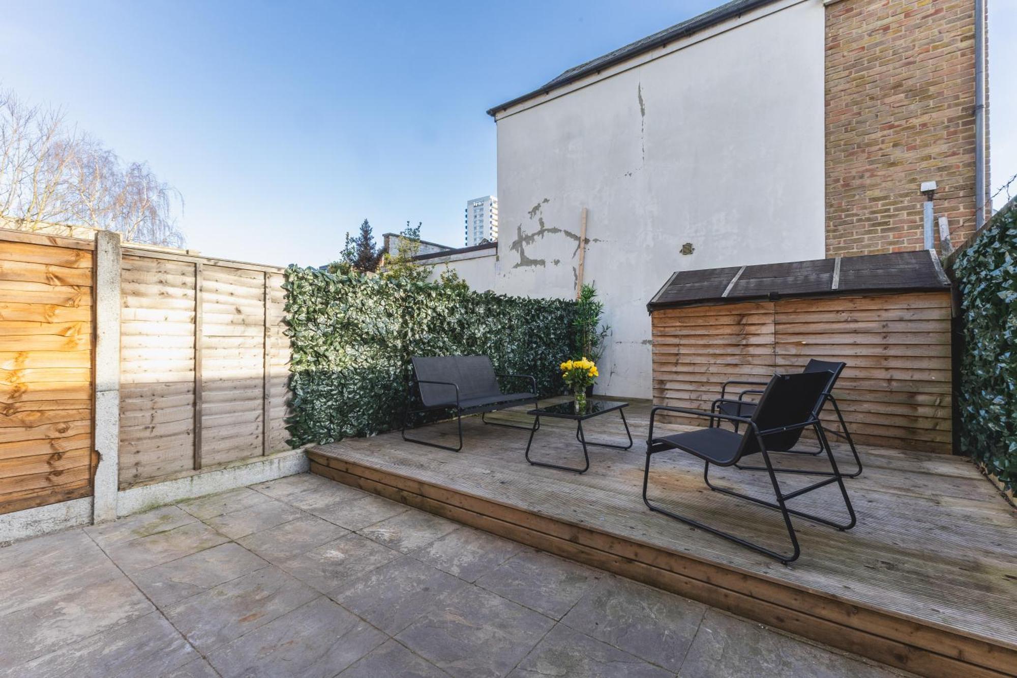 Arte Stays Serviced Houses Stratford - 3 Bedrooms 2 Bathrooms Houses London, Stratford, Maryland, Free Parking, Garden, Weekly Or Monthly Stays - Up To 8 Guests Екстериор снимка